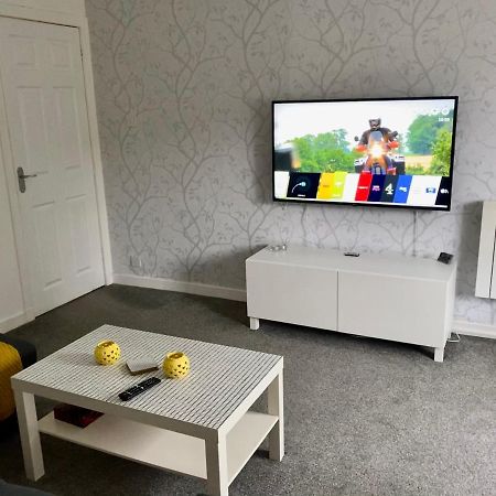 Paisley Central Apartment #4 المظهر الخارجي الصورة